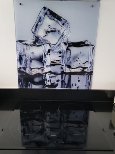 In situ image by Tracey Goodman from Bury