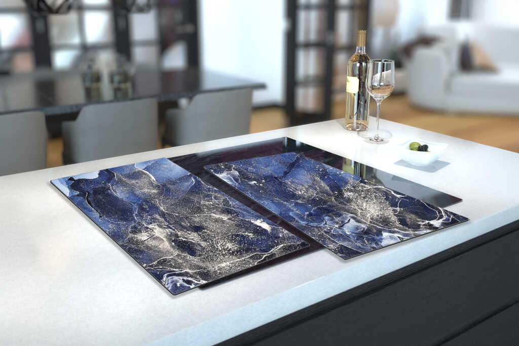 A kitchen scene with Liquid Gold splashback.